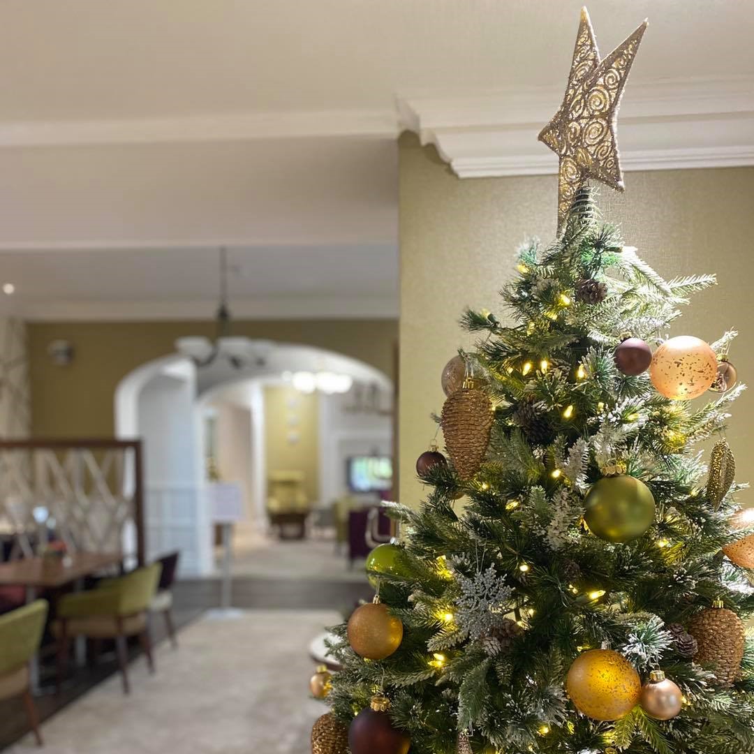 Christmas tree in the hall at the Melbreak Hotel